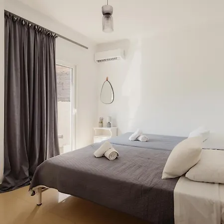 Eros Villa Vatos